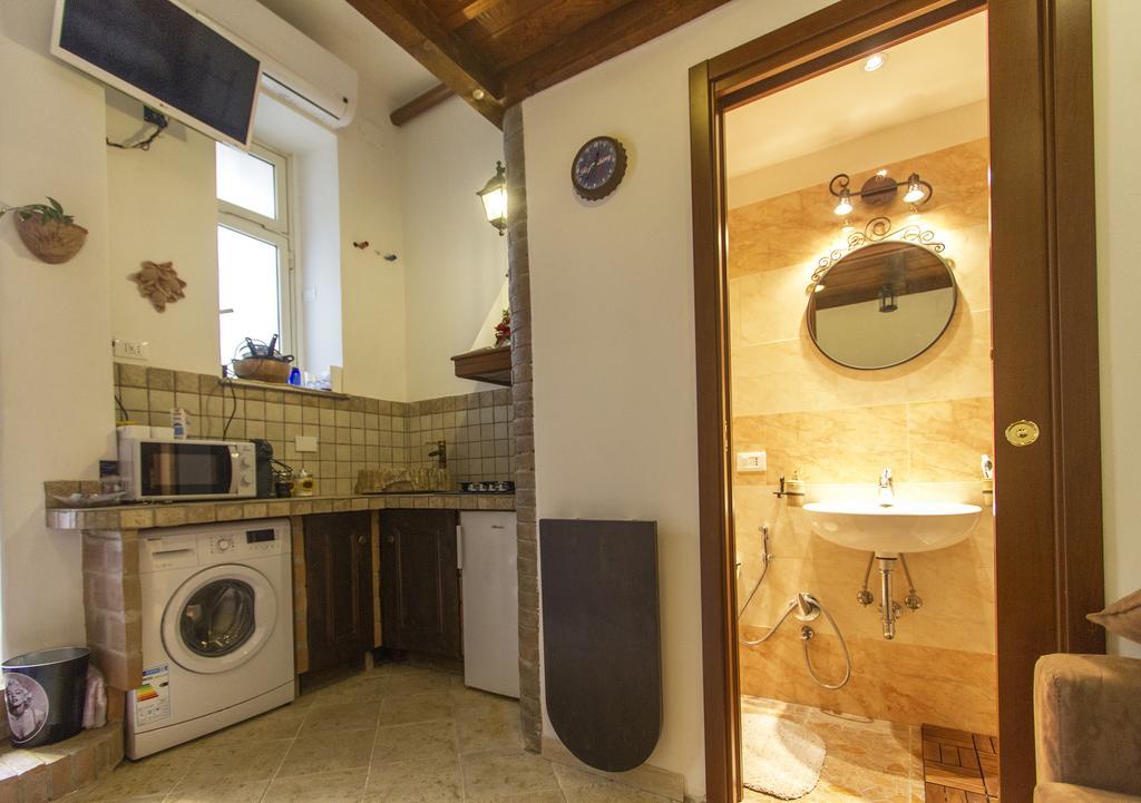 Underground Rome'S Room Екстериор снимка