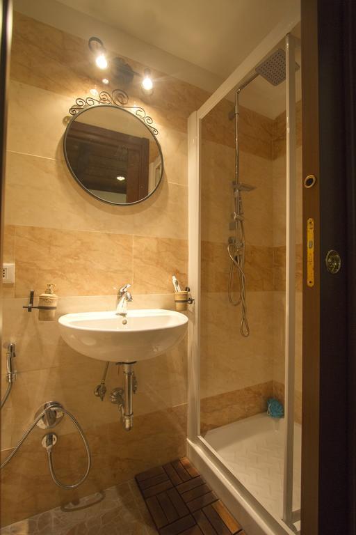 Underground Rome'S Room Екстериор снимка